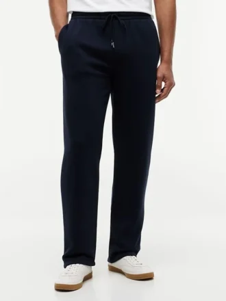 Avslappnade joggingbyxor i borstad fleece