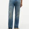 Avslappnade raka jeans