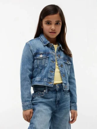 Barnjacka i denim med broderad stjärna Barnjacka i denim med broderad stjärna