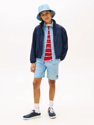 Barnshorts i denim med vågigt flaggmönster