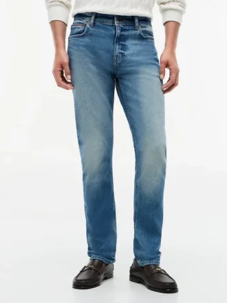 Blekta stretchjeans i smal passform