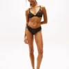 Brasiliansk bikinitrosa i spets Brasiliansk bikinitrosa i spets