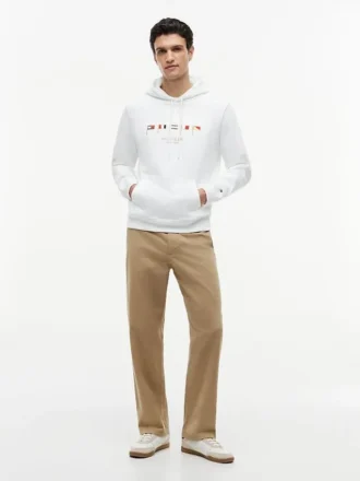 Broderad hoodie med nautiska flaggor