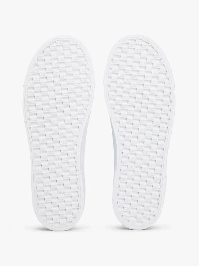 Canvas-sneakers med plattform Canvas-sneakers med plattform