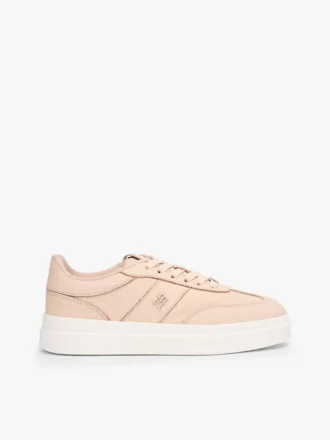 Court-sneakers i kornigt läder