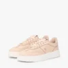 Court-sneakers i kornigt läder Court-sneakers i kornigt läder