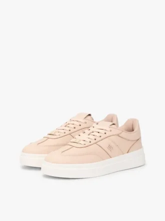Court-sneakers i kornigt läder