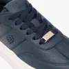 Court-sneakers i kornigt läder Court-sneakers i kornigt läder