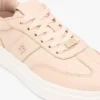 Court-sneakers i kornigt läder Court-sneakers i kornigt läder