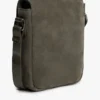 Crossbody-väska i mocka Crossbody-väska i mocka