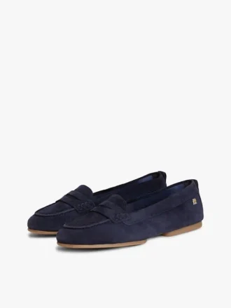 Flexibla pennyloafers i mocka