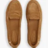 Flexibla pennyloafers i mocka