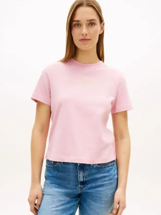 Guldtonad T-shirt med klubbens emblem