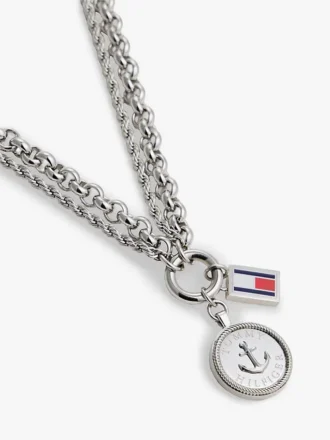 Halsband med nautisk charm