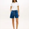 Högmidjade jeansshorts med bälte Högmidjade jeansshorts med bälte