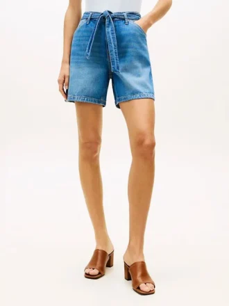 Högmidjade jeansshorts med bälte