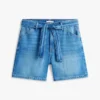 Högmidjade jeansshorts med bälte Högmidjade jeansshorts med bälte