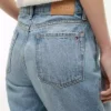 Högmidjade klassiska raka Jeans
