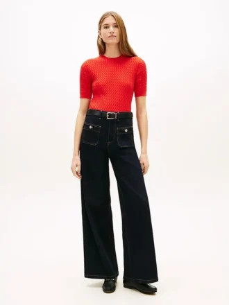Högmidjade stretchjeans med vida ben