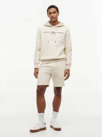 hoodie med broderat tommy logo 2 9 330x440 - Hoodie med broderat Tommy-logo