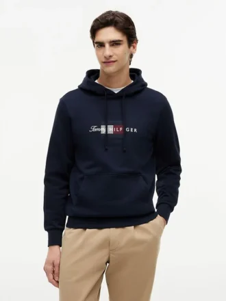 Hoodie med flagglogotyp