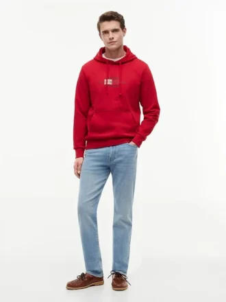 Hoodie med flagglogotyp