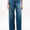 Jeans med hög midja och vida ben Jeans med hög midja och vida ben