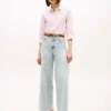 Jeans med hög midja, vid ben och rå kant Jeans med hög midja, vid ben och rå kant