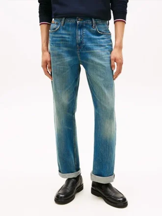 Jeans med spänne och avslappnad passform