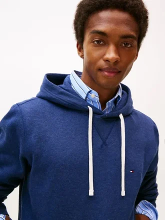 Klassisk hoodie i borstad fleece