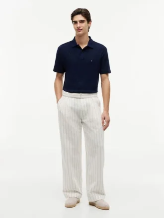 Klassisk polo i texturerad jacquard