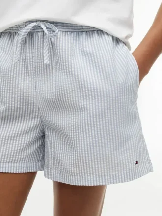 Kortärmad T-shirt och korta shorts