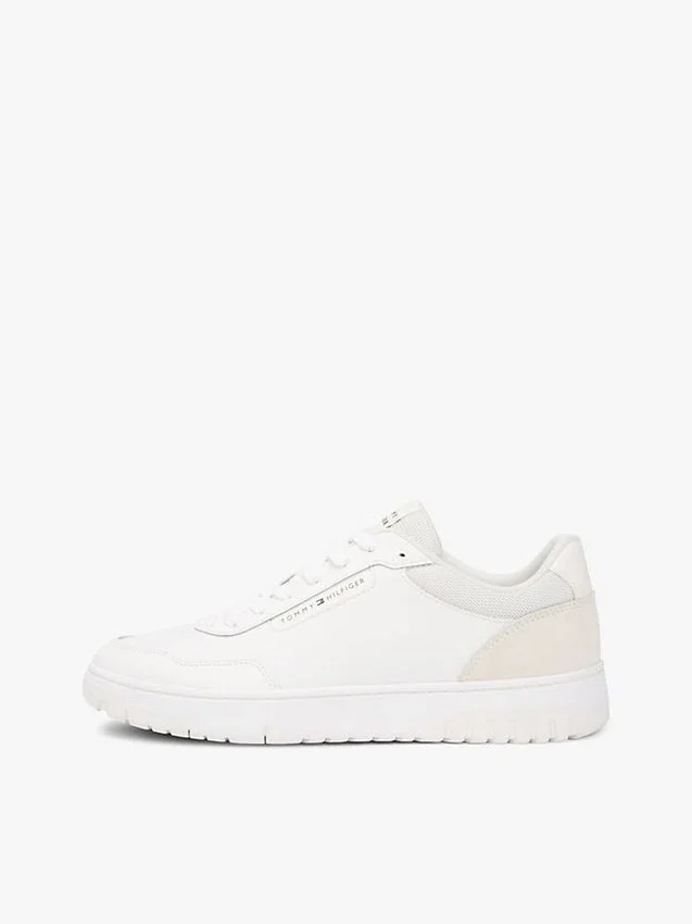 Låg sneaker i läder- och mockablandning Låg sneaker i läder- och mockablandning