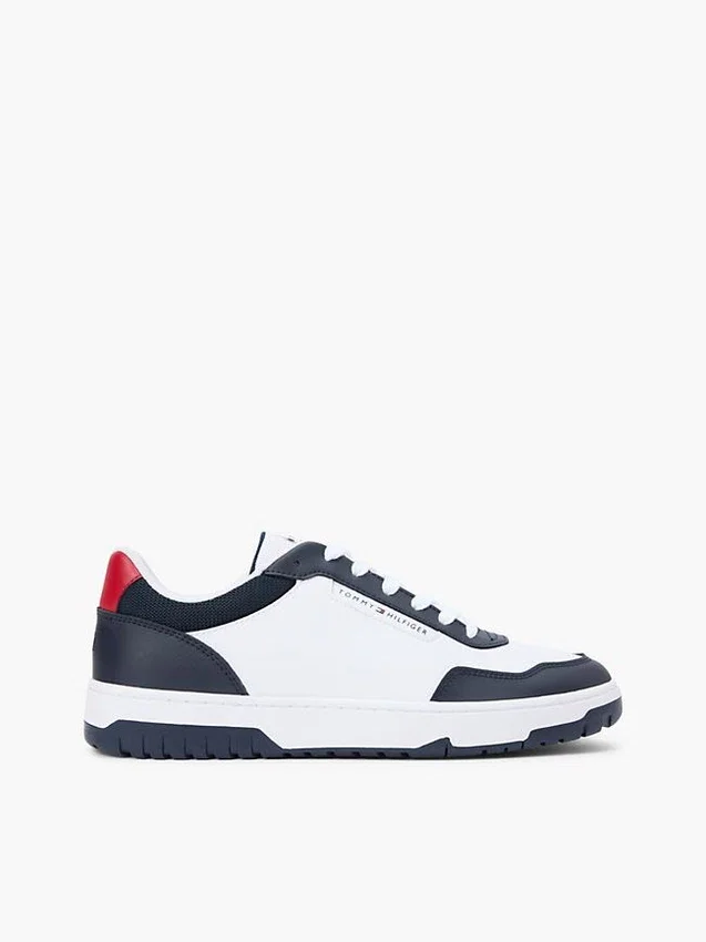 Låg sneaker i läderblandning Låg sneaker i läderblandning