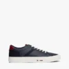 Låga sneakers i läder Låga sneakers i läder