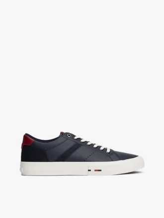 Låga sneakers i läder