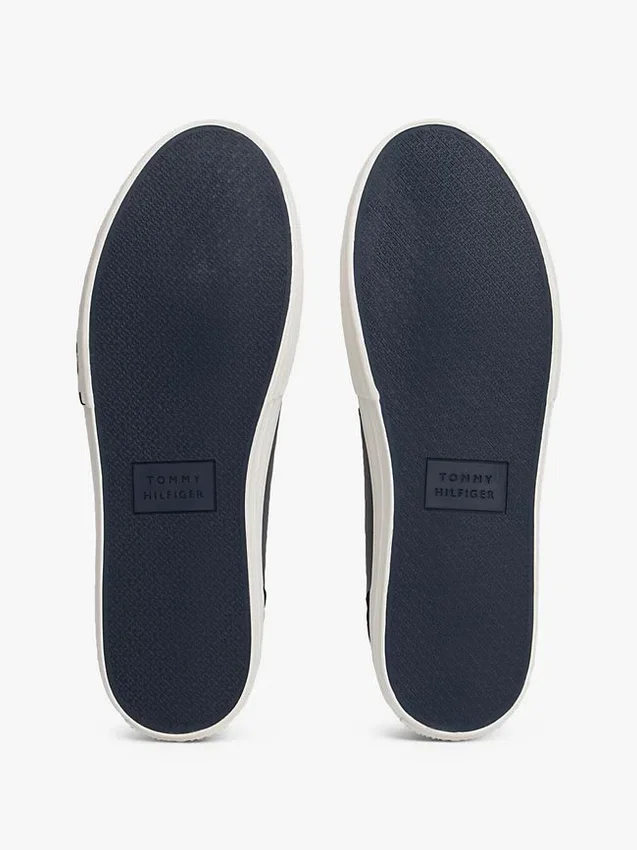 Låga sneakers i läder Låga sneakers i läder
