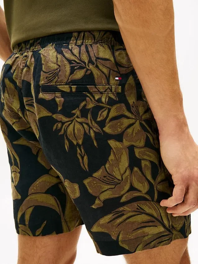 LinneShorts med tropiskt tryck LinneShorts med tropiskt tryck
