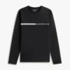 Långärmad T-shirt med ton-i-ton-flagga Långärmad T-shirt med ton-i-ton-flagga