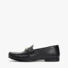 Loafers i läder med kedjelänk