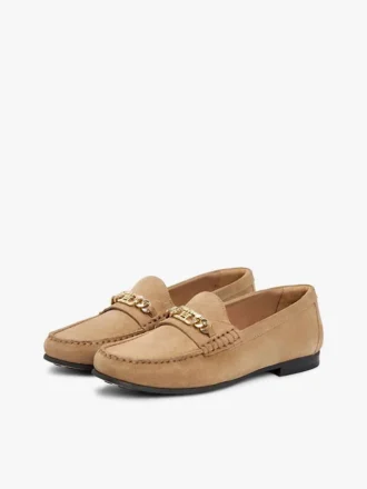Loafers i mocka med kedjelänk