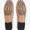Loafers i mocka med kedjelänk Loafers i mocka med kedjelänk