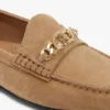 Loafers i mocka med kedjelänk