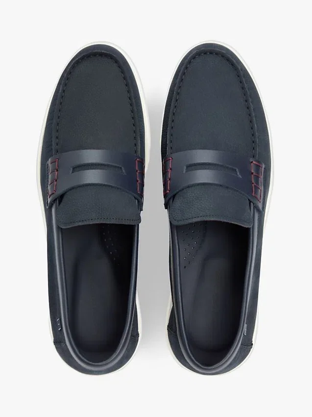 Loafers i nubuckläder Loafers i nubuckläder