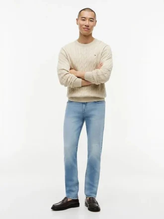 Lätt stretchjeans i smal passform Lätt stretchjeans i smal passform