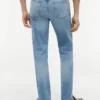 Lätt stretchjeans i smal passform