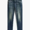 Lätt stretchjeans i smal passform
