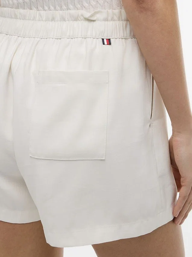 Lätta shorts med resår Lätta shorts med resår