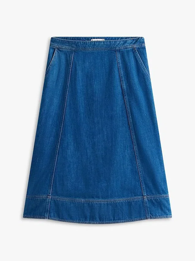 Midi-kjol i denim med hög midja och utsvängd passform Midi-kjol i denim med hög midja och utsvängd passform