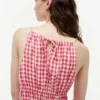 Midi-klänning i linneblandning med rynkad gingham-mönster Midi-klänning i linneblandning med rynkad gingham-mönster